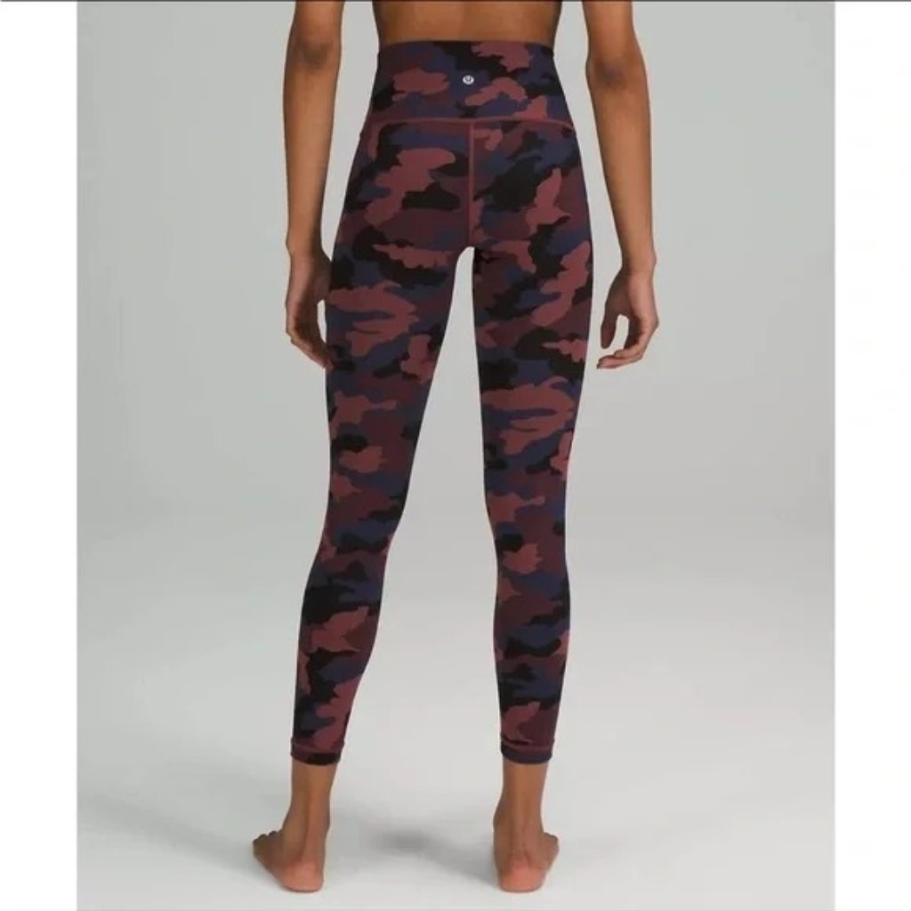 Lululemon Smoky Red Camo Wunder Train 25 Inch Inseam Tights Womens Size 4
